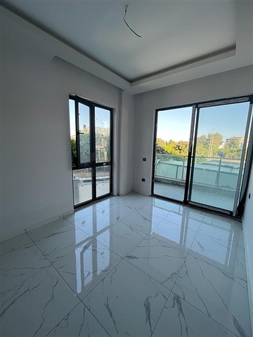 Просторный дуплекс 2+1 в районе Оба