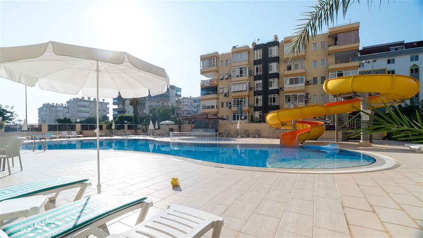 Трёхкомнатная квартира в районе Махмутлар в 200 м от моря