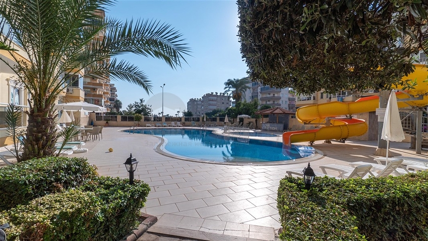 Трёхкомнатная квартира в районе Махмутлар в 200 м от моря