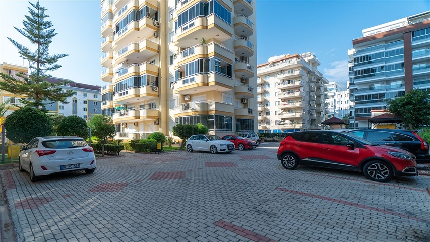 Трёхкомнатная квартира в районе Махмутлар в 200 м от моря