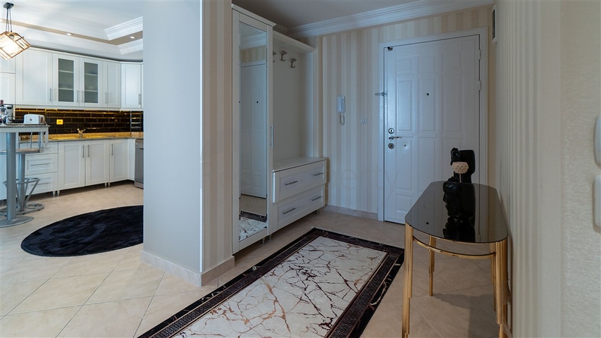 Трёхкомнатная квартира в районе Махмутлар в 200 м от моря