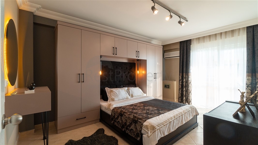 Трёхкомнатная квартира в районе Махмутлар в 200 м от моря