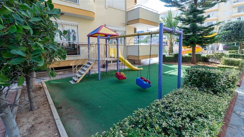 Трёхкомнатная квартира в районе Махмутлар в 200 м от моря