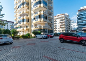 Трёхкомнатная квартира в районе Махмутлар в 200 м от моря