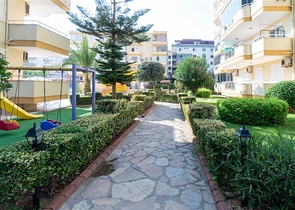 Трёхкомнатная квартира в районе Махмутлар в 200 м от моря