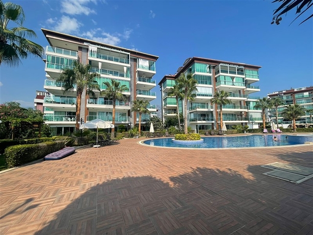 Просторный пентхаус в районе Кестель