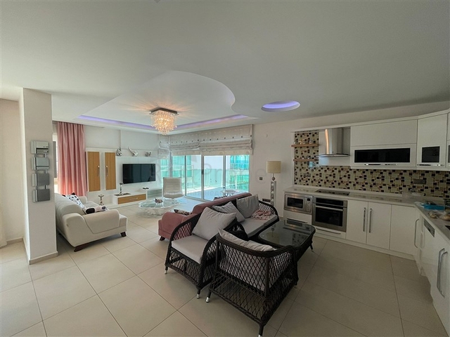 Просторный пентхаус в районе Кестель