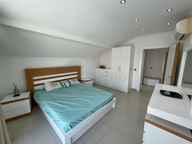 Просторный пентхаус в районе Кестель