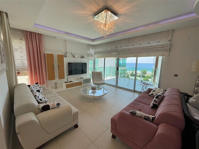 Просторный пентхаус в районе Кестель