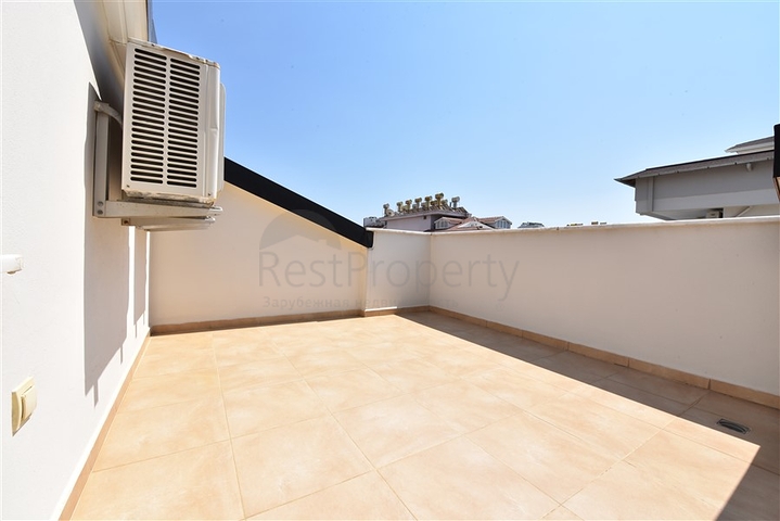 Просторный пентхаус  4+1 в 5 минутах до моря