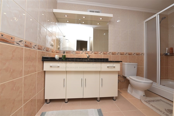 Просторный пентхаус  4+1 в 5 минутах до моря