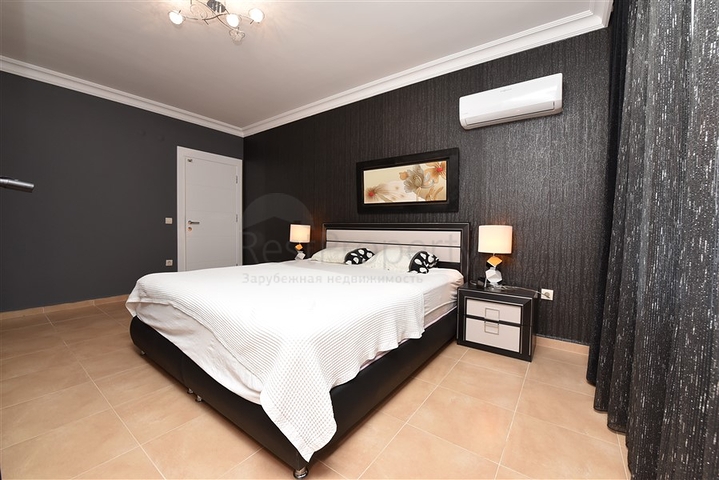 Просторный пентхаус  4+1 в 5 минутах до моря