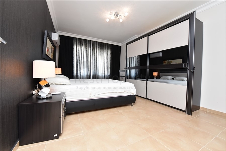 Просторный пентхаус  4+1 в 5 минутах до моря