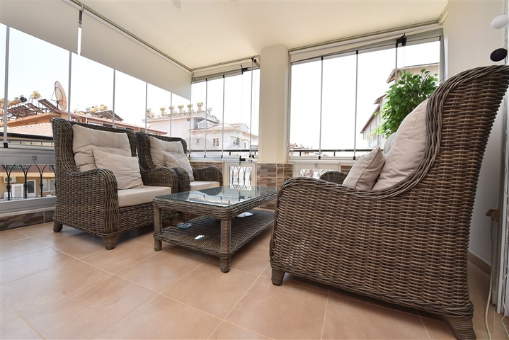 Просторный пентхаус  4+1 в 5 минутах до моря