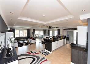 Просторный пентхаус  4+1 в 5 минутах до моря