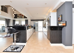 Просторный пентхаус  4+1 в 5 минутах до моря