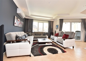 Просторный пентхаус  4+1 в 5 минутах до моря