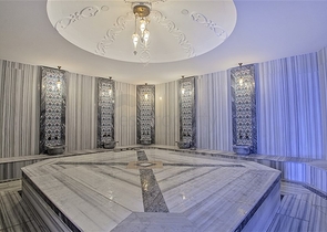 Двухуровневый пентхаус с видом на море в районе Демирташ