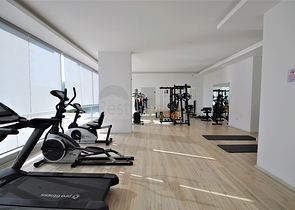 Двухуровневый пентхаус с видом на море в районе Демирташ