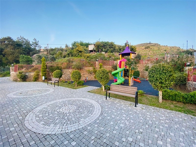 Просторная квартира-дуплекс в элитном районе Каргыджак