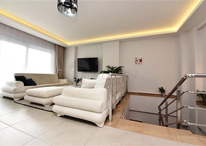 Просторная квартира-дуплекс в элитном районе Каргыджак