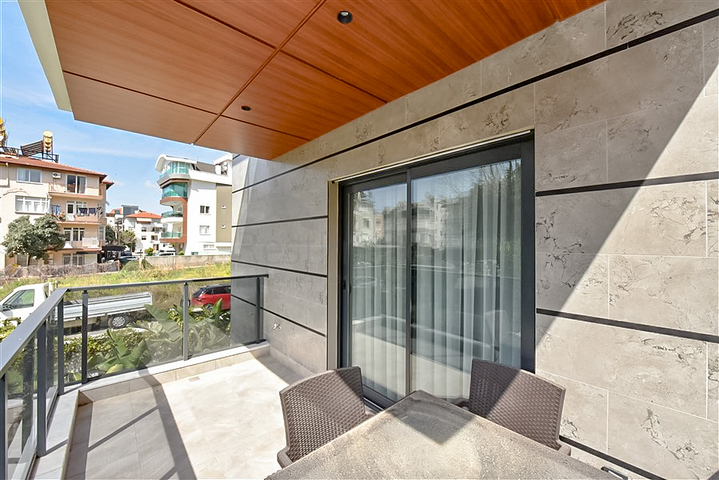 Трехкомнатная квартира в аренду в 300 метрах от пляжа Клеопатра