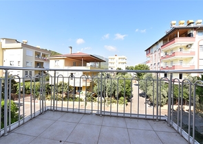 Вилла планировкой 6+1 с отдельной кухней в районе Кестель