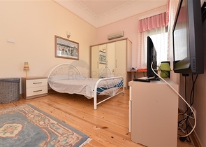 Вилла планировкой 6+1 с отдельной кухней в районе Кестель