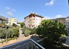 Вилла планировкой 6+1 с отдельной кухней в районе Кестель