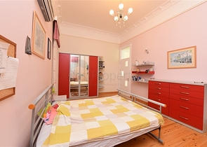 Вилла планировкой 6+1 с отдельной кухней в районе Кестель