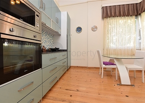 Вилла планировкой 6+1 с отдельной кухней в районе Кестель