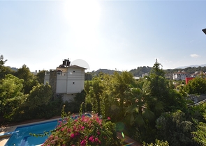 Вилла планировкой 6+1 с отдельной кухней в районе Кестель