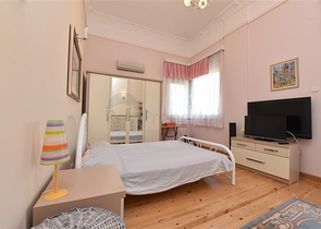 Вилла планировкой 6+1 с отдельной кухней в районе Кестель