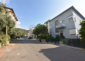 Вилла планировкой 6+1 с отдельной кухней в районе Кестель