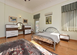 Вилла планировкой 6+1 с отдельной кухней в районе Кестель