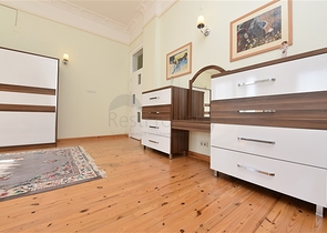 Вилла планировкой 6+1 с отдельной кухней в районе Кестель