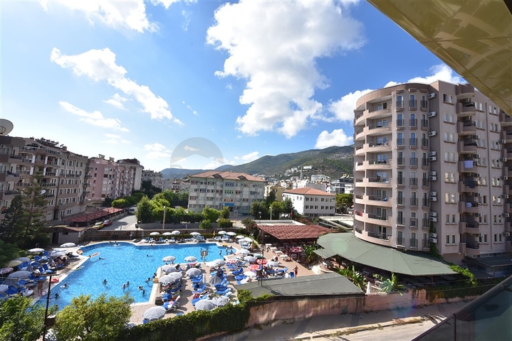 Квартира 1+1 в новом комплексе в центре Алании