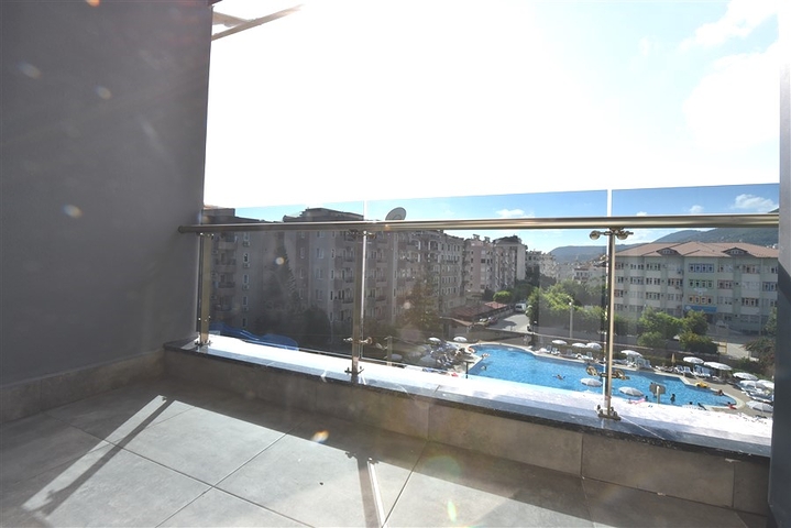 Квартира 1+1 в новом комплексе в центре Алании