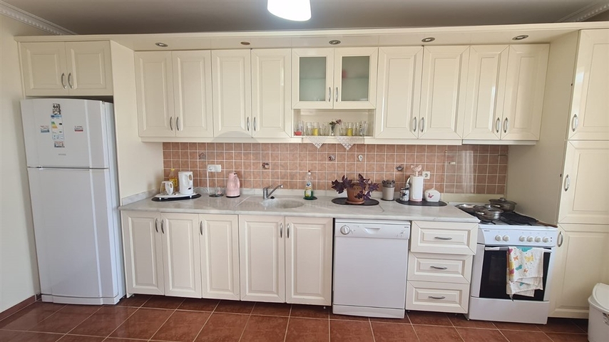 Меблированная квартира 2+1 в районе Махмутлар