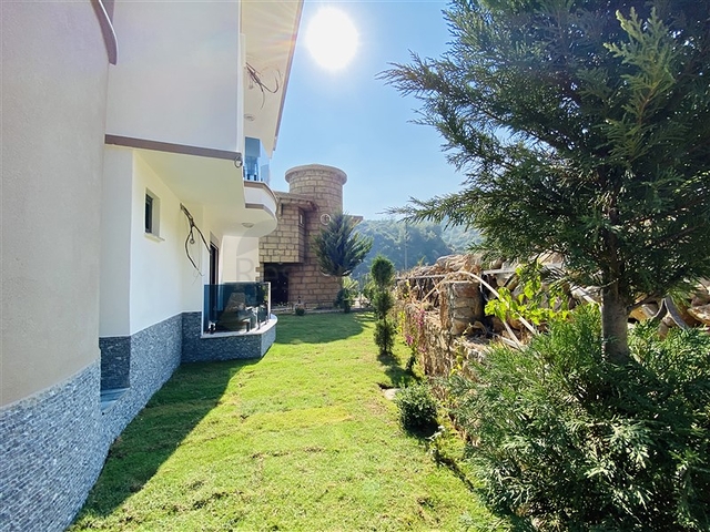 Элитная вилла под гражданство в центре Алании