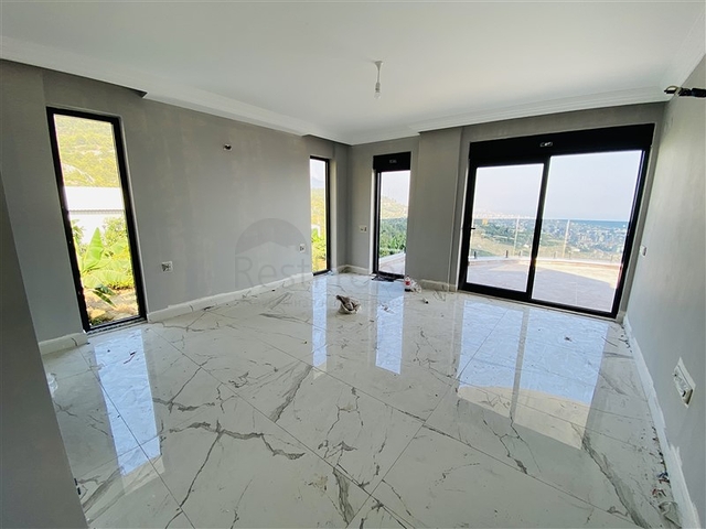 Элитная вилла под гражданство в центре Алании