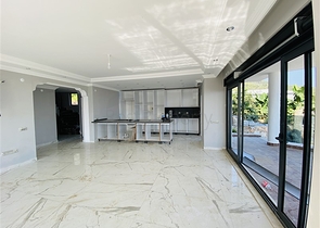 Элитная вилла под гражданство в центре Алании