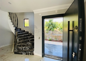 Элитная вилла под гражданство в центре Алании