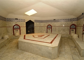 Светлая трехкомнатная квартира в районе Тосмур