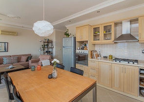 Светлая трехкомнатная квартира в районе Тосмур