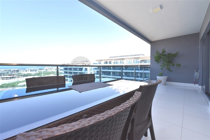 Квартира в элитном комплексе 1+1 в районе Каргыджак