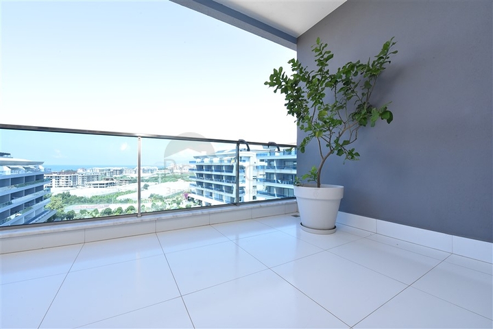 Квартира в элитном комплексе 1+1 в районе Каргыджак