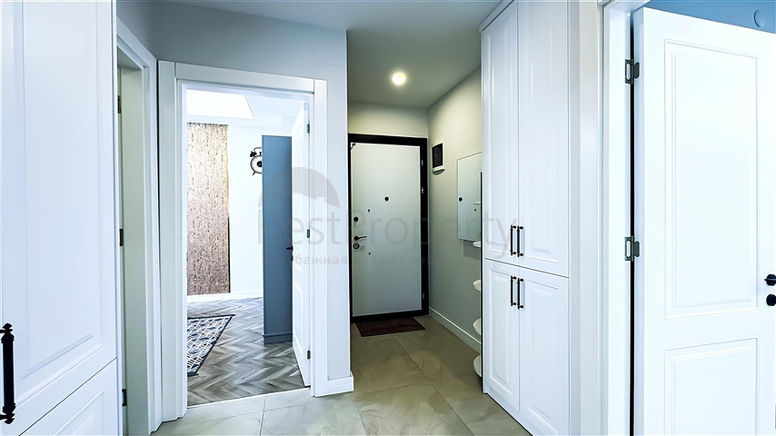 Меблированная квартира 2+1 в новом современном комплексе в центре Алании