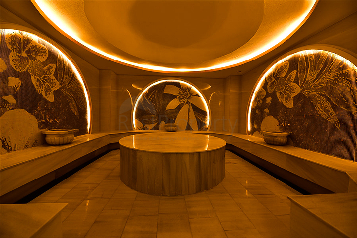 Меблированная квартира 2+1 в новом современном комплексе в центре Алании