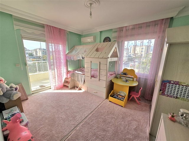 Просторная квартира 2+1 в центре района Оба